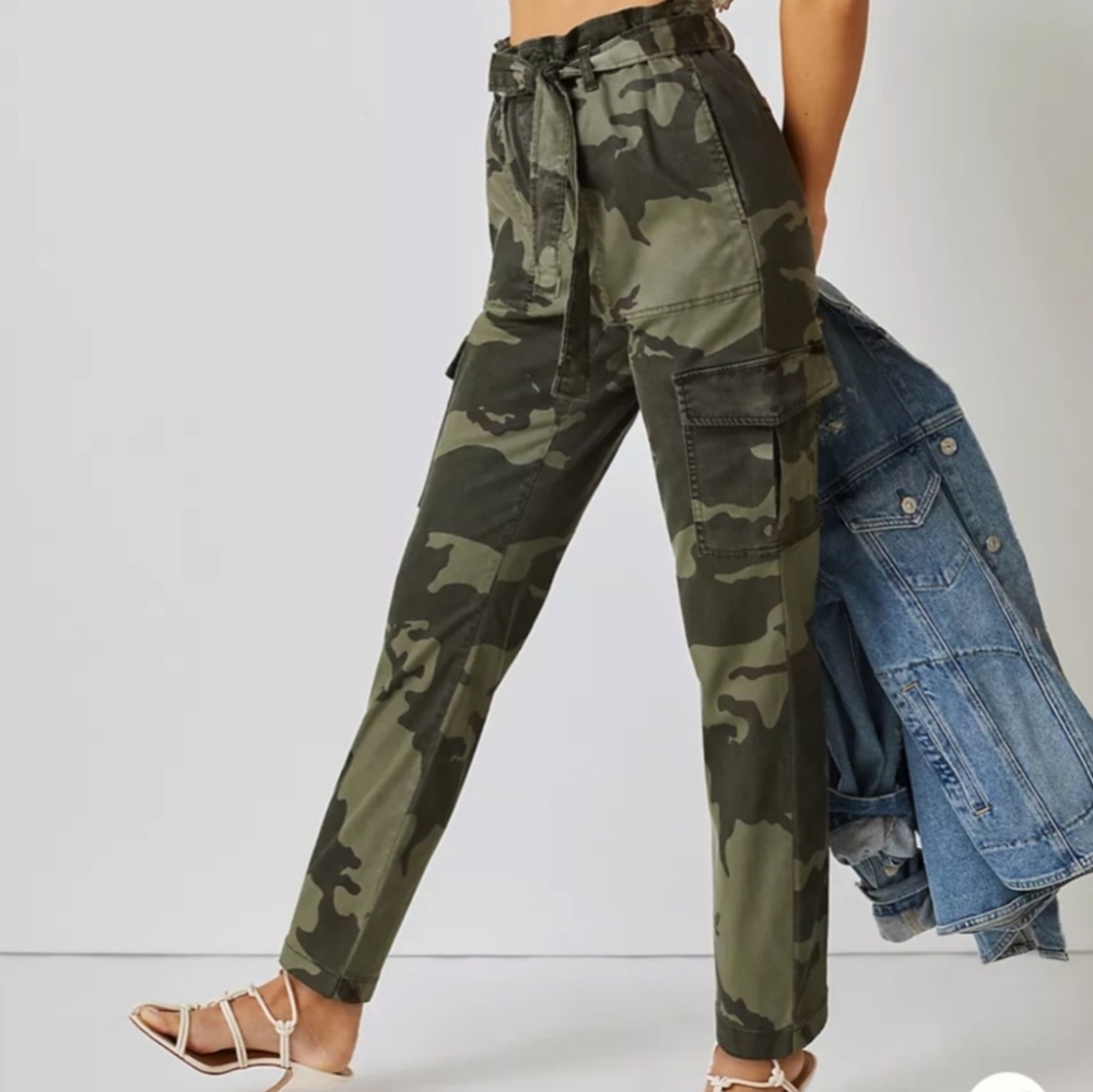 Anthropologie Sanctuary Camo Cargo Pants 27